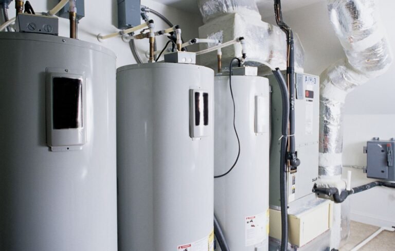 Einstein Pros water heater installation service